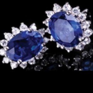 SAPPHIRE TO THE LEFT AND SAPPHIRE TO THE RIGHT